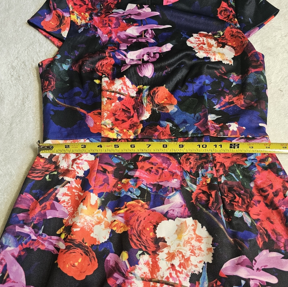 Betsey Johnson Cap Sleeve Floral Dress - Size 6 - Picture 13 of 13